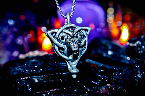 Haunted Occult Werewolf Spell Locket Amulet of Ultimate Power & Strength Magick Spell! Utilize Curses & Hexes Against Your Enemies! Conjure Raw Energy!