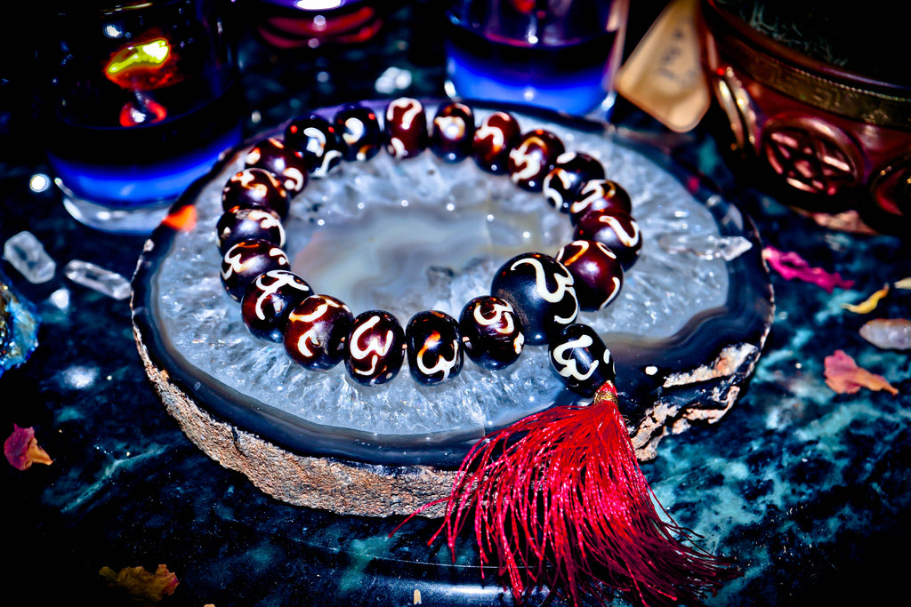 GOOD LUCK WEALTH & ABUNDANCE Hoodoo Witch Doctor Haunted Haitian Hoodoo Bracelet!