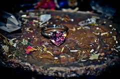 TRUE LOVE & BONDING ** Soul Mate Love Spell White Magick Enchanted Haunted Ring ~ Return Lost Love, or Attract Anyone You Desire!