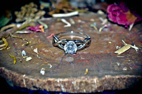 GUARDIAN GODDESS of Protection White Magick Spell Haunted Ring! Safety for Children, Pets & Loved Ones! Wiccan Pagan Magic Shield Talisman!