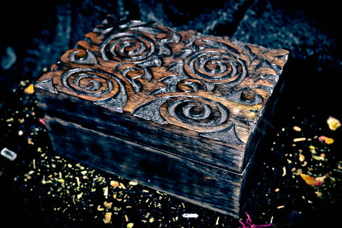 CHARGING BOX ~ VOODOO Chest Portal of Blessings Wealth & POWER! Amplify The Power of Any Metaphysical Item x10! Gain Money & Wishes! Haunted Wiccan Pagan Occult Box! RARE Secret Society Rituals!