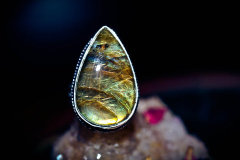 ELITE Genie Ring! ESOTERIC Goddess Djinnya Ancient Occult Knowledge Sacred Stone of SUCCESS! King Solomon Wealth Magick Talisman! Money, Abundance, Attraction & Riches! KEY of Wishes & Occult Secrets!