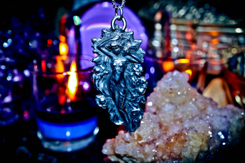 SOLSTICE Fairy Goddess Genie Solar Queen Wish Granting Amulet! Fully Cast and Conjured under the Light of the Sacred Moon! Wealth, Love, Success, Beauty, Energy Spells!
