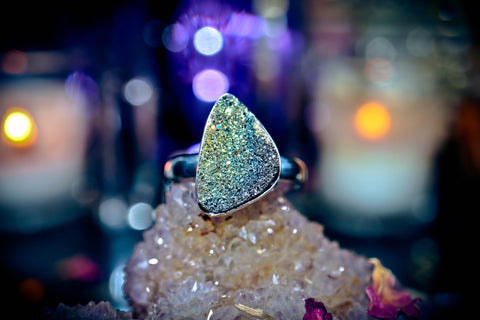 ** MIDAS TOUCH ** Everything You Touch Turns to GOLD! Haunted Djinn Wealth Ring! Boost IQ, Money Attraction & Luck Manifestation Genie Spell Secret Society Talisman!