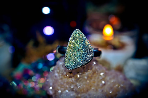 ** MIDAS TOUCH ** Everything You Touch Turns to GOLD! Haunted Djinn Wealth Ring! Boost IQ, Money Attraction & Luck Manifestation Genie Spell Secret Society Talisman!
