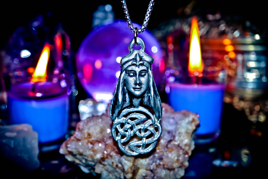 ORACLE OF DELPHI 3rd Eye Haunted Genie of Premonition