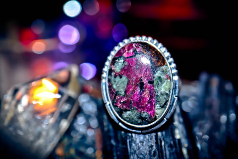 SANGUINE VAMPIRE Haunted Ring! Eternal Wealth and IMMORTALITY! Ancient Occult Talisman of ULTIMATE Wealth! 33 Rituals of POWERFUL Witchcraft Spells! PARANORMAL!