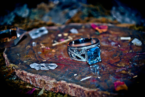 FOUNTAIN OF YOUTH Beauty Spell Ring! Haunted Metaphysical Pagan Wiccan Gypsy Witchcraft Magic! BEAUTY Spell Talisman!