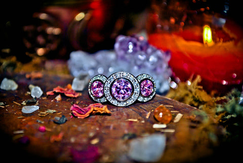 TRIPLE GODDESS HEALING Genie Jinniyah Ring! Heal Physical & Emotional Ailments Fast! Good Luck & Money Blessings! White Light Devata Angel Genie!